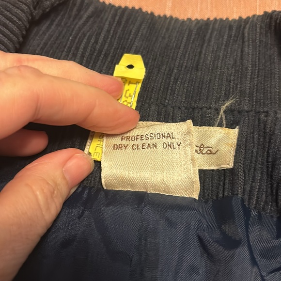 Vintage Oscar de la Renta corduroy blazer - Picture 5 of 12